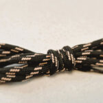 01A - Dark brown / Beige